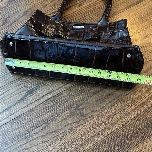 Kate Spade Knightsbridge Elena embossed tote - Picture 4 of 16